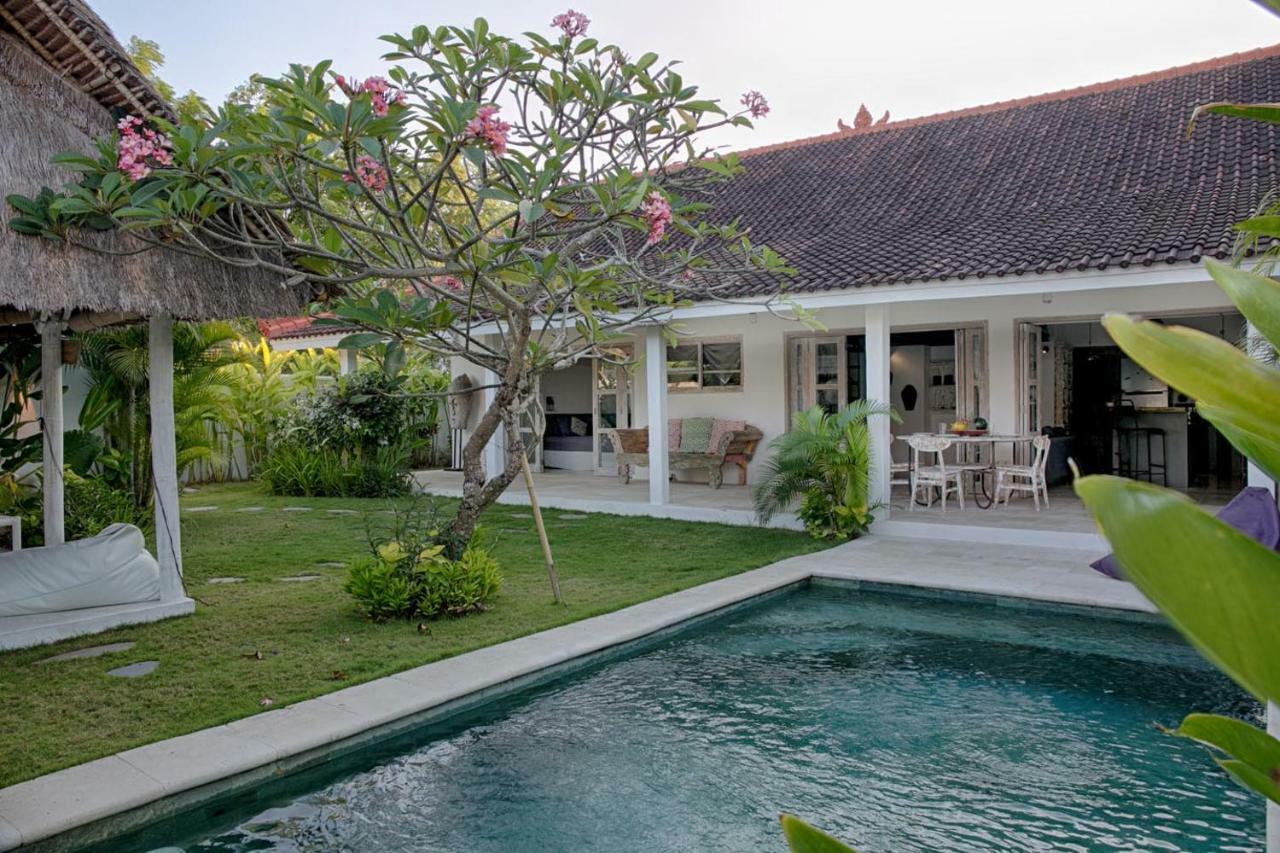 Villa Tom & Lucie Bingin Beach Uluwatu Екстериор снимка